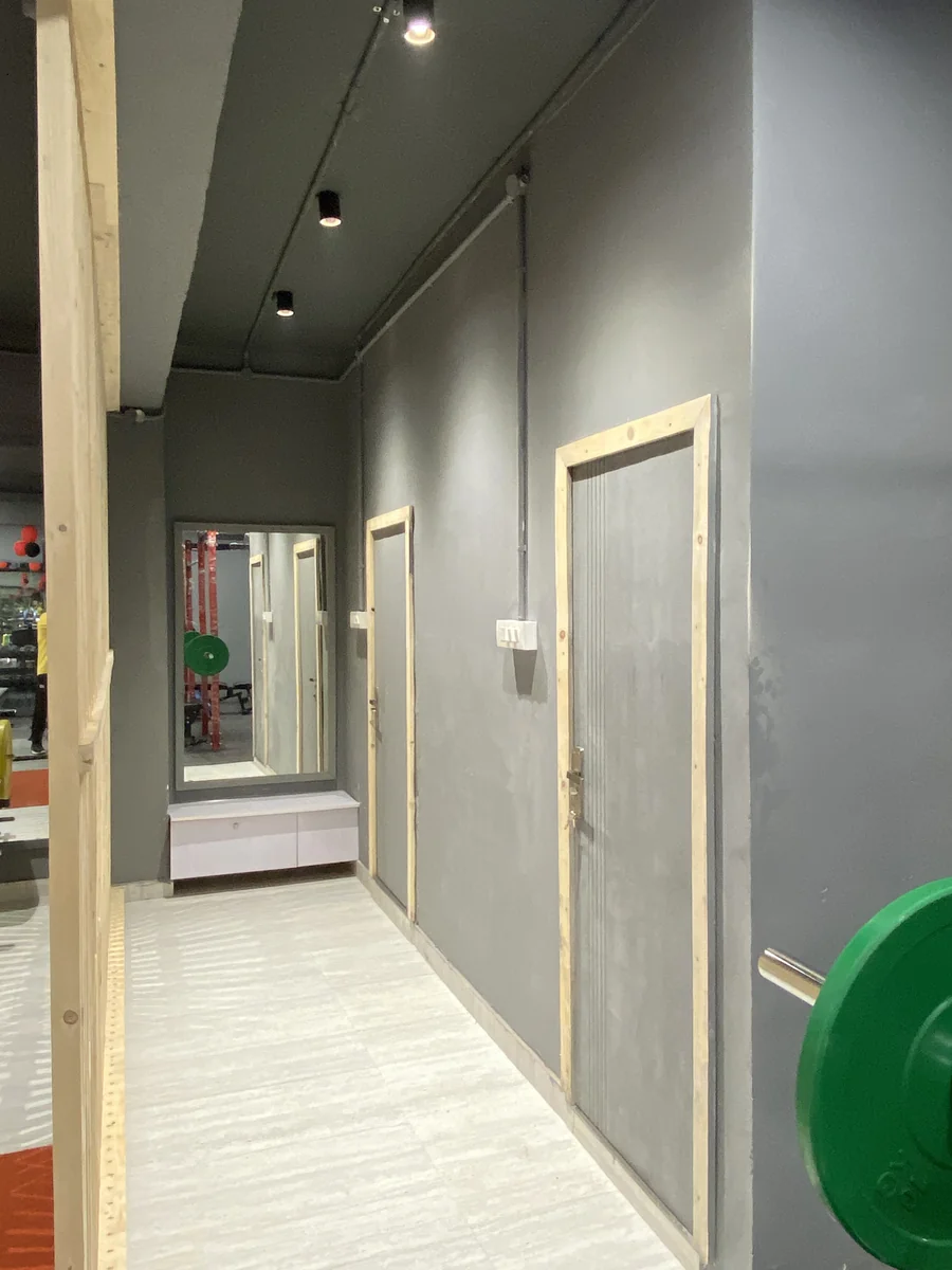 Dedicated Member Changing Suites & Lockers